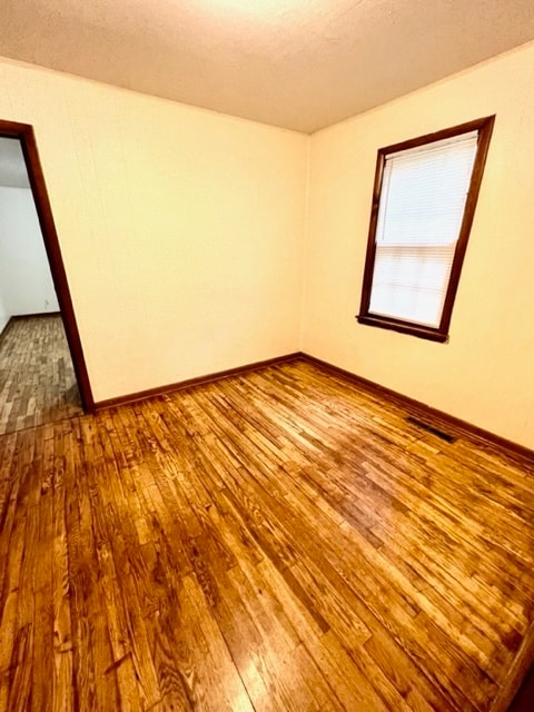 THREE Bedrooms - 2618 W Elm St