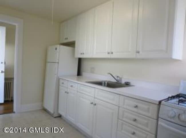 Kitchen - 59 Church St