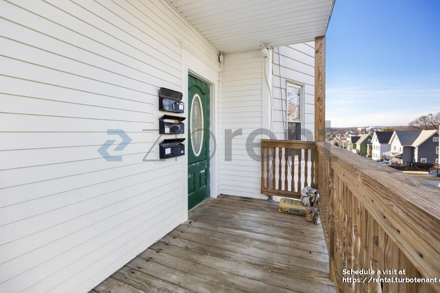 Building Photo - 82 Green Hill Pkwy