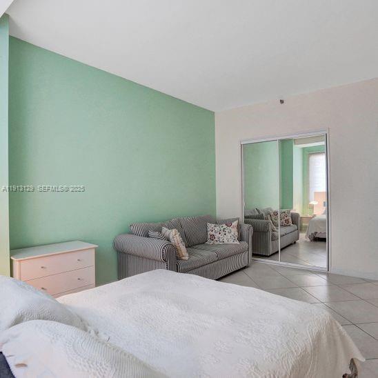 Building Photo - 151 Crandon Blvd