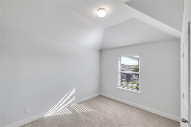 Building Photo - 5909 Lovills Crk St