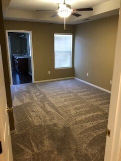 Building Photo - 2015 Hickoryleaf Ln