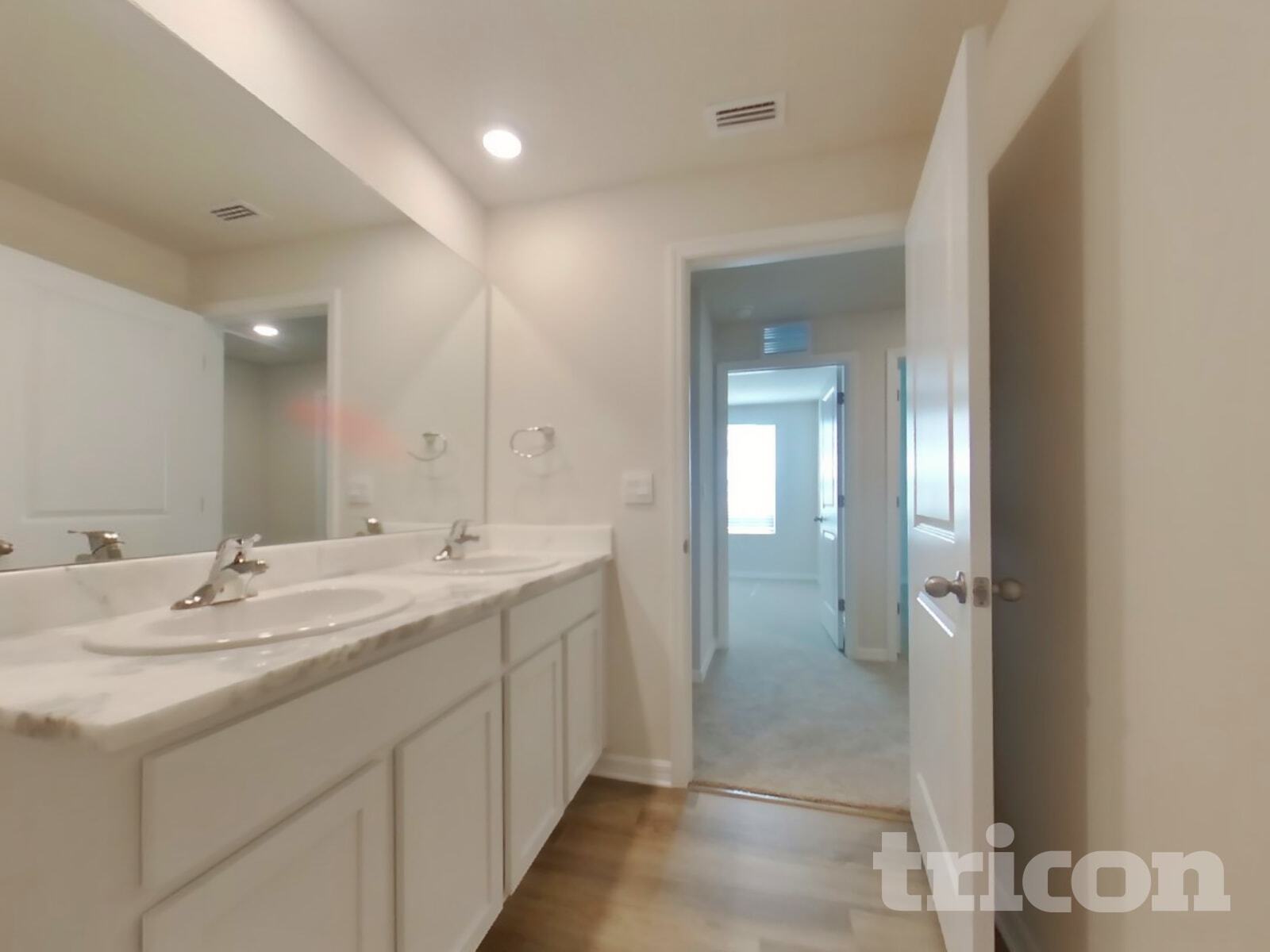 Building Photo - 10749 Hidden Banks Gln