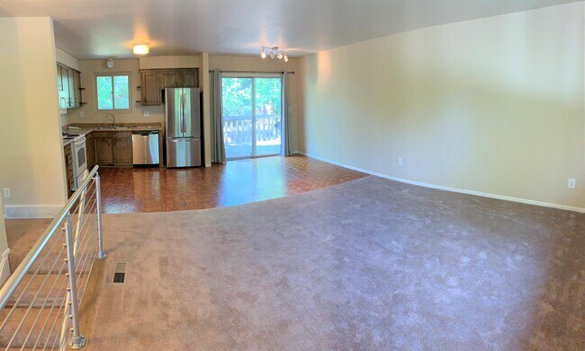 Building Photo - 104 East St