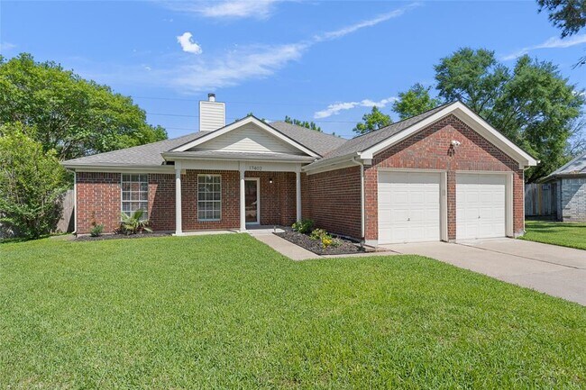 Building Photo - 17402 Eastwood Cir