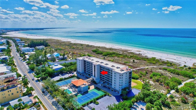 Building Photo - 420 Beach Rd