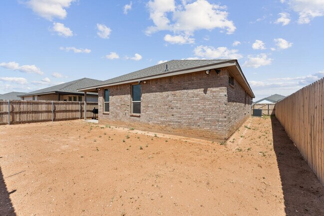 Building Photo - 2129 Trailhead Dr