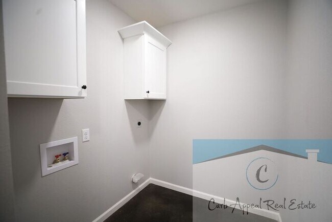 Building Photo - Move in special $900!! New construction, beautiful 3 bed / 2 bath home - Brookland!