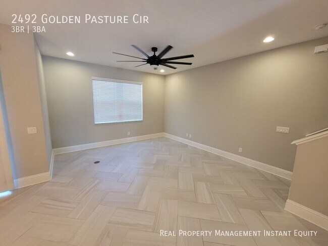 Building Photo - 2492 Golden Pasture Cir