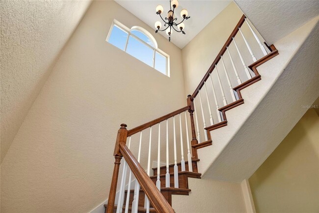 Building Photo - 1879 Sunset Dr