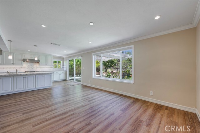 Building Photo - 20251 Ave Del Norte