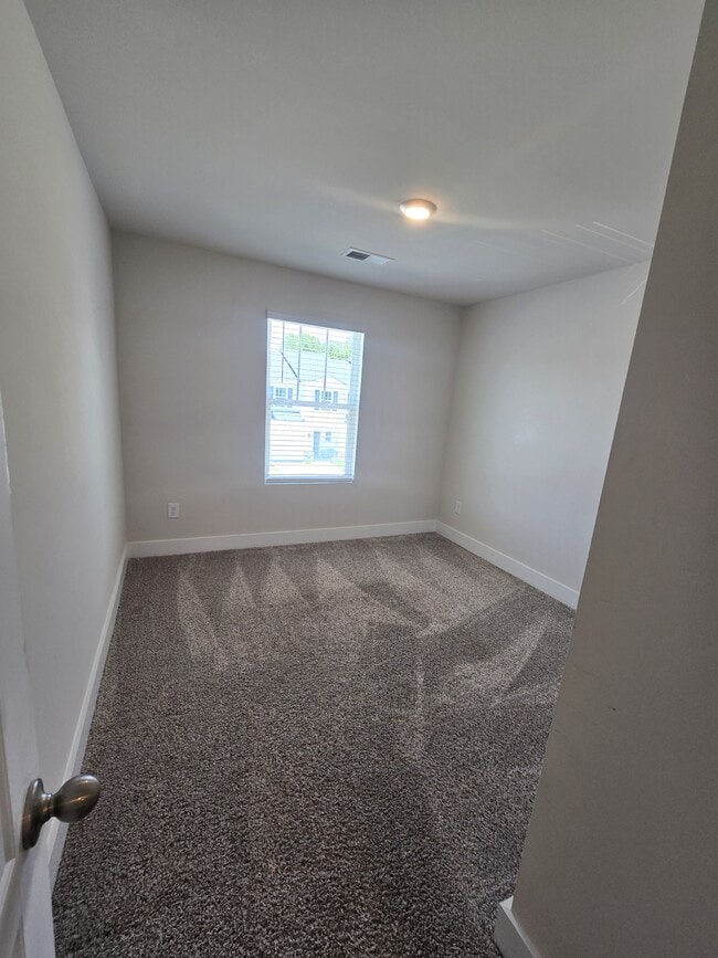 Building Photo - 623 Millwright Wy