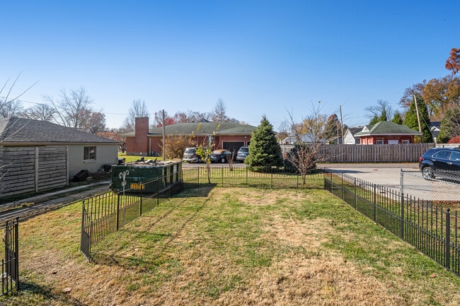 Building Photo - 308 Breckenridge Ln