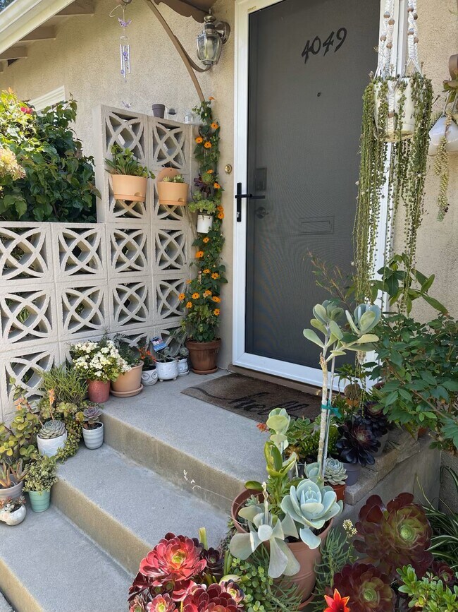 Front Door - 4049 La Salle Ave