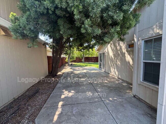 Building Photo - 8559 Star Bright Ct