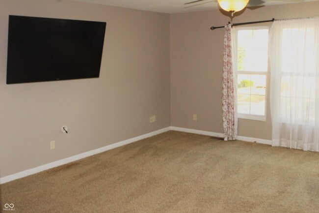 Building Photo - 2244 McGregor Ct