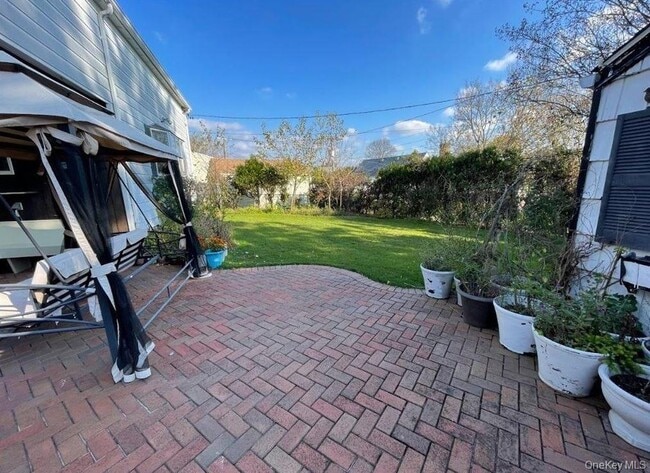 Building Photo - 54 Camden Pl