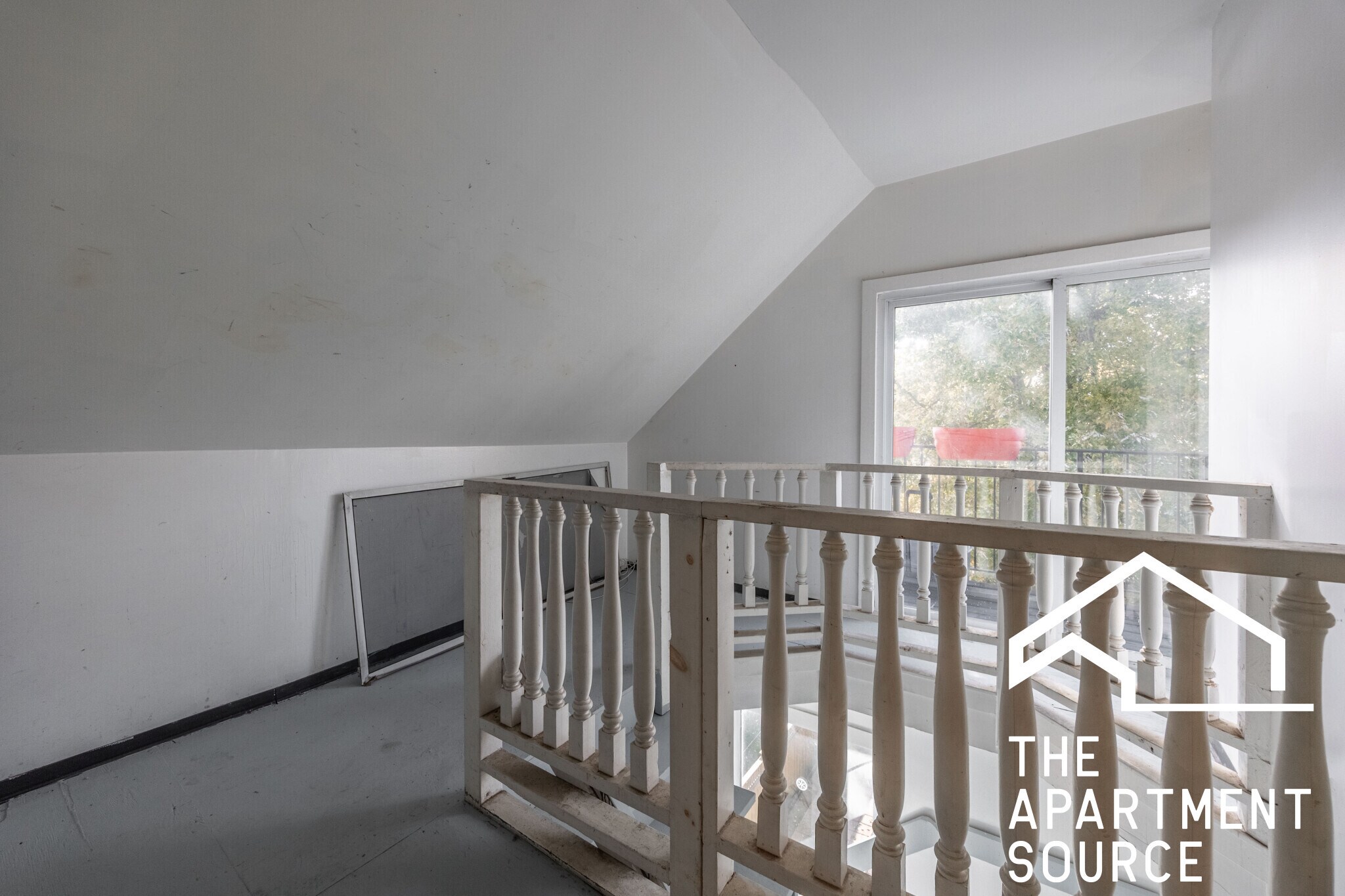 Building Photo - 2655 W Homer St