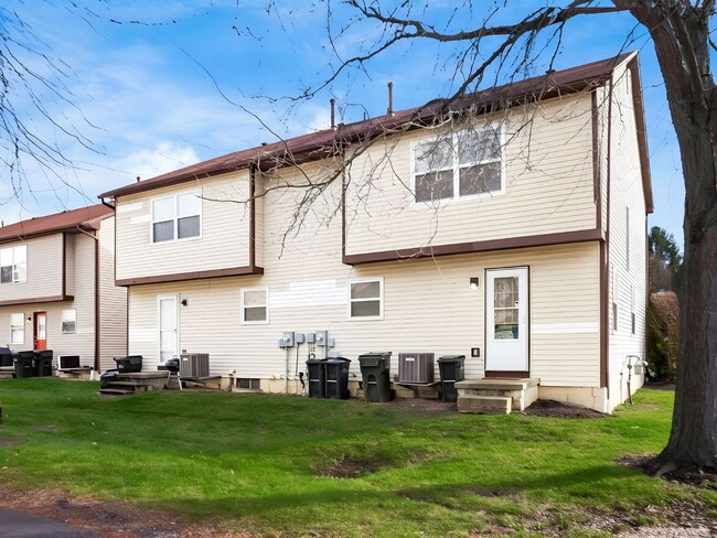 Building Photo - Duke Phillip