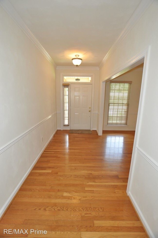 Building Photo - 6 br, 4 bath House - 1631 Jolliff Rd.