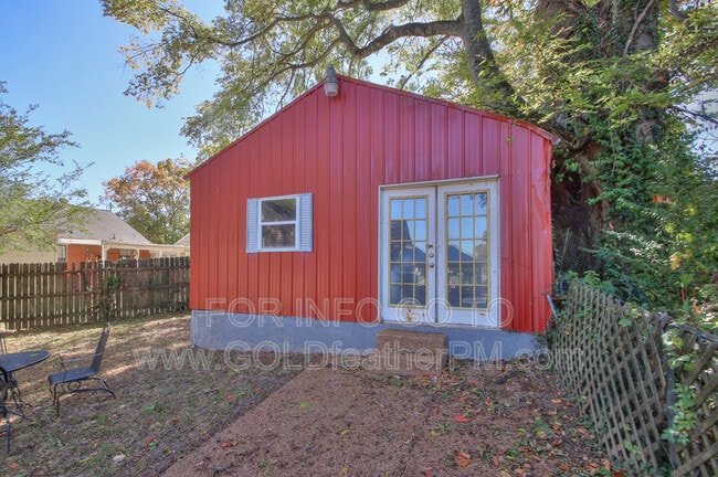 Building Photo - 203 Wheeler Ave