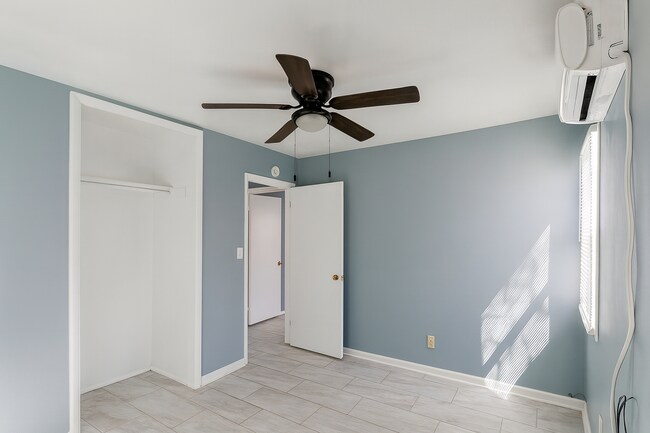 Building Photo - 4220 Elkan Ave