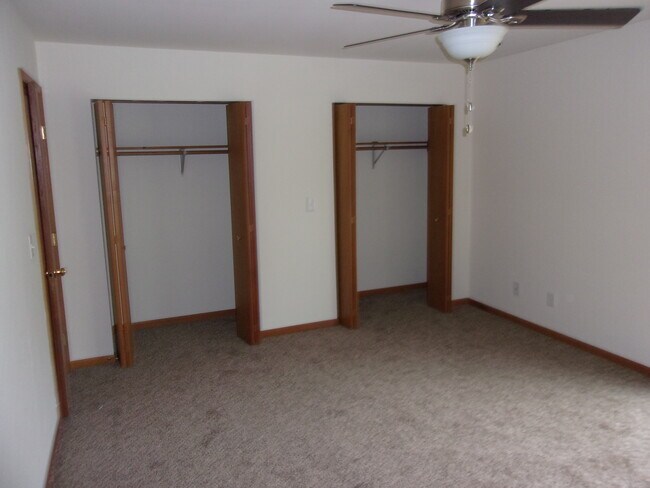 Building Photo - 1252 Lake Charles Ave