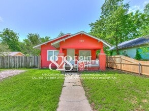 Building Photo - Charming 2 Bed/1 Bath Historic Bungalow in Norman Near OU Campus