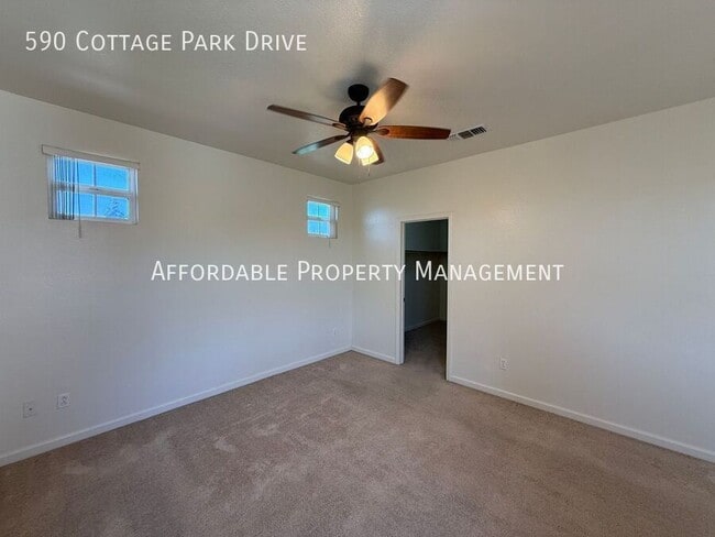 Building Photo - 590 Cottage Park Dr