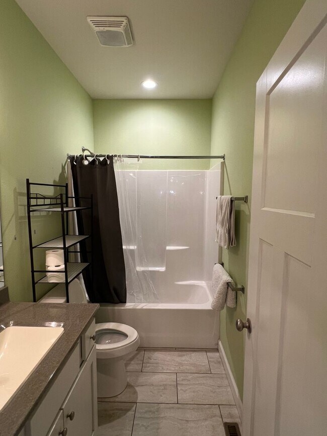 Building Photo - 3 Bedroom/ 2 bath home for rent in Rolla, MO