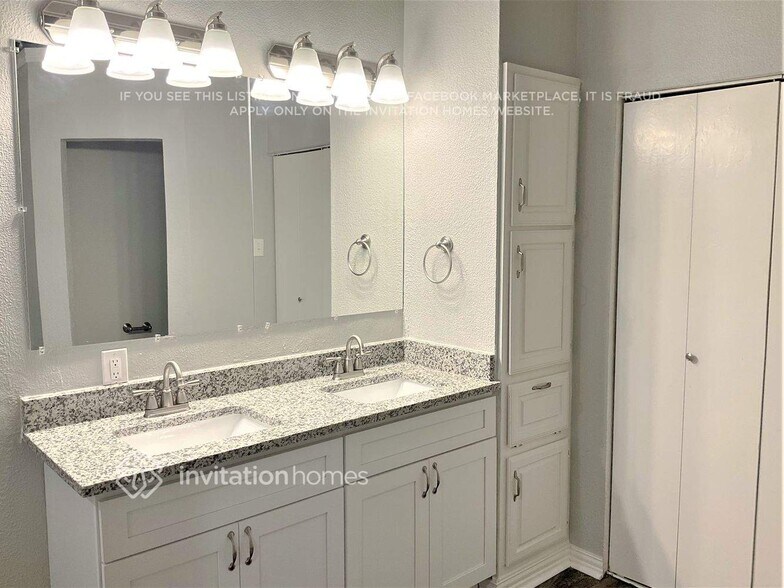 Building Photo - 406 Faircrest Dr