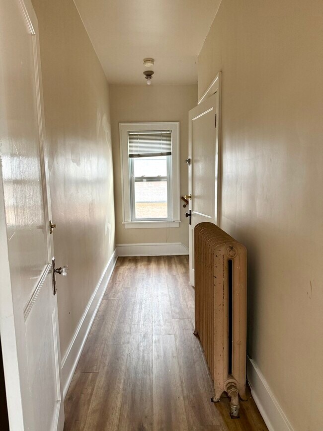 Building Photo - 943 W Galena Blvd