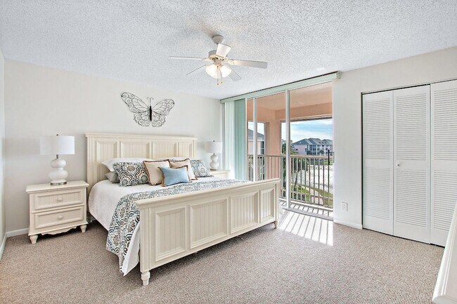 Building Photo - 353 S US Hwy 1