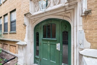 Building Photo - One Bedroom Available in South Shore