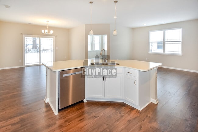 Building Photo - 1723 S Centennial Ave