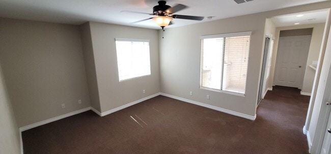 Building Photo - Beautiful Home in Summerlin
