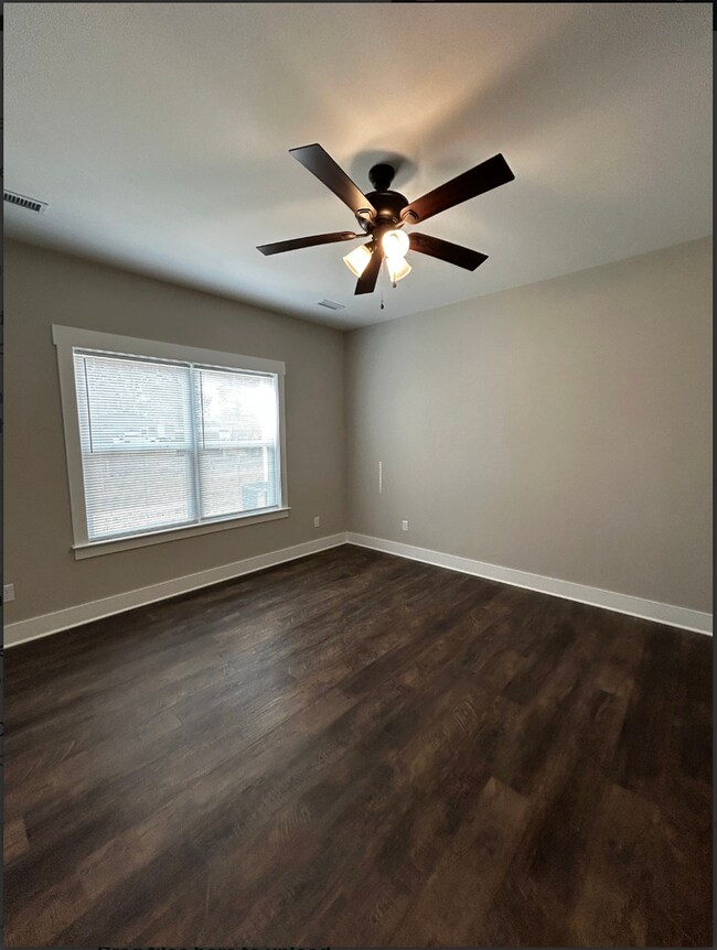 Building Photo - BRAND NEW Charming 2 Bed, 2 Bath, 1 Car Ga...