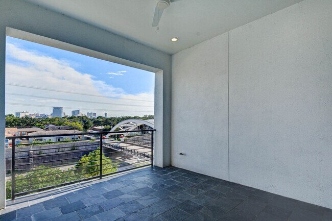 Building Photo - New construction, 4 story home with 3 beds...