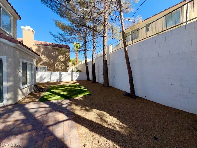 Building Photo - 9729 Trail Rider Dr