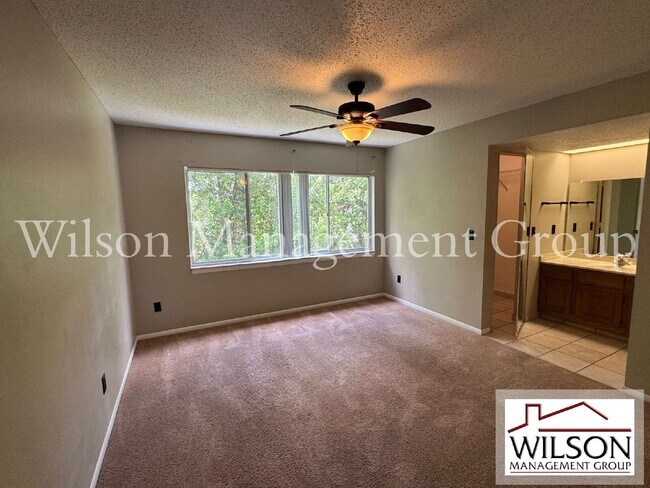 Building Photo - 4863 Walden Cir