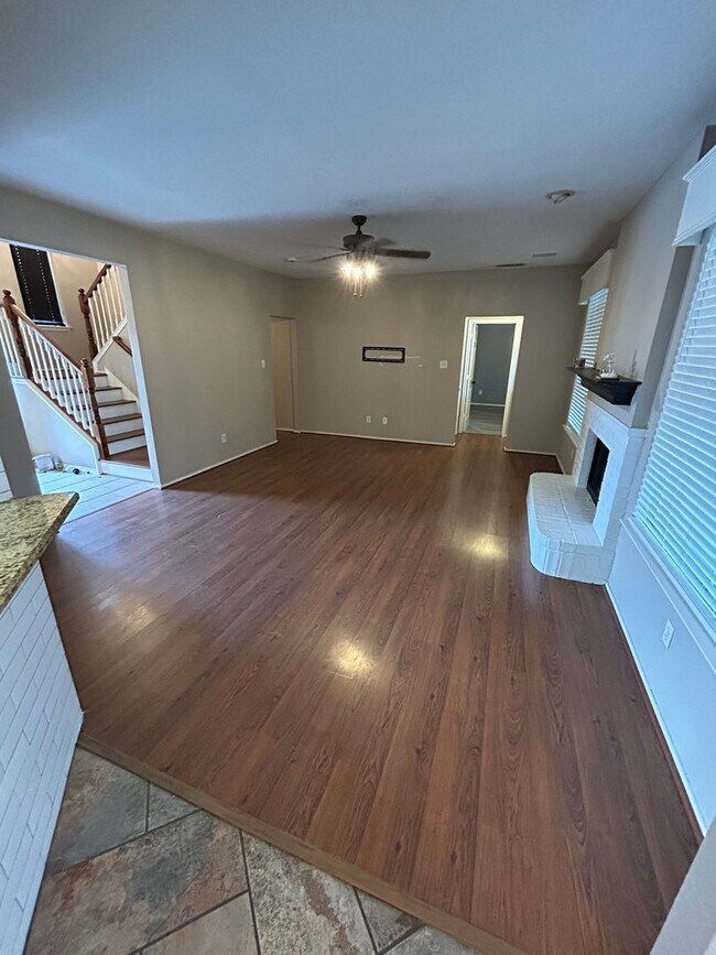 Building Photo - 3712 Mitchell Ct