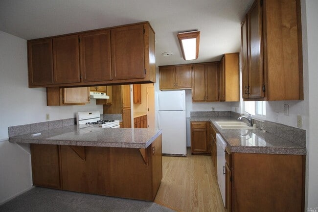 Building Photo - 132 Bryce Way