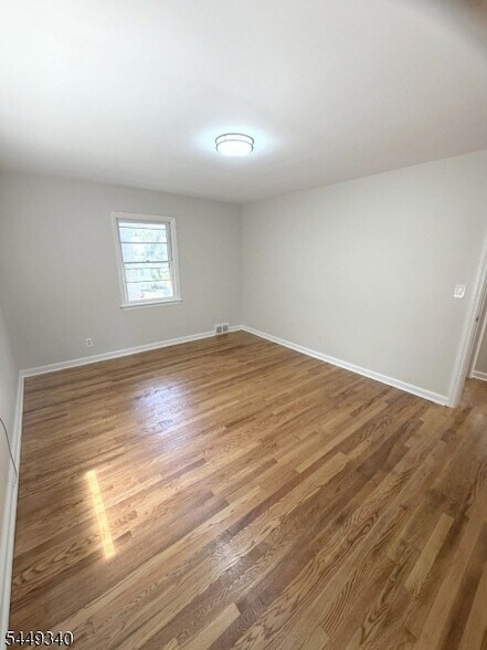 Building Photo - 22 Springbrook Rd