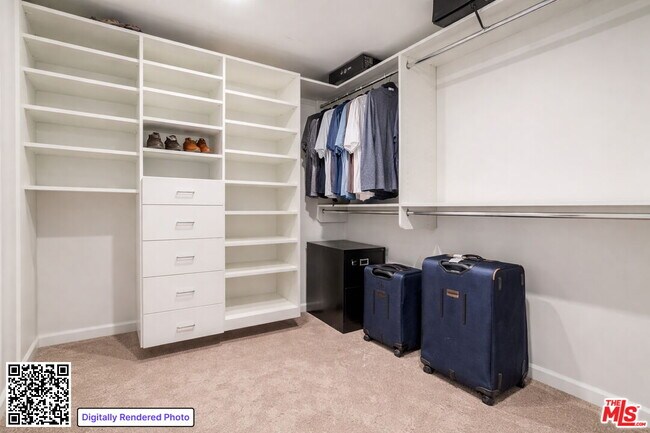 Building Photo - 17083 Palisades Cir