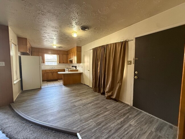 Building Photo - For Lease - 2701 Pagewood - Odessa TX