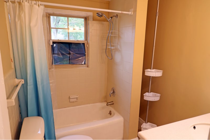 Building Photo - 1045 Ontario St