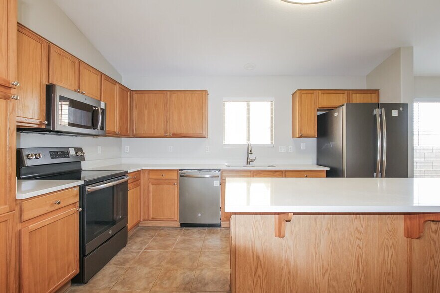 Building Photo - 11755 W Banff Ln