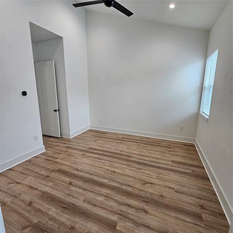 Building Photo - 2143 Mail Ave