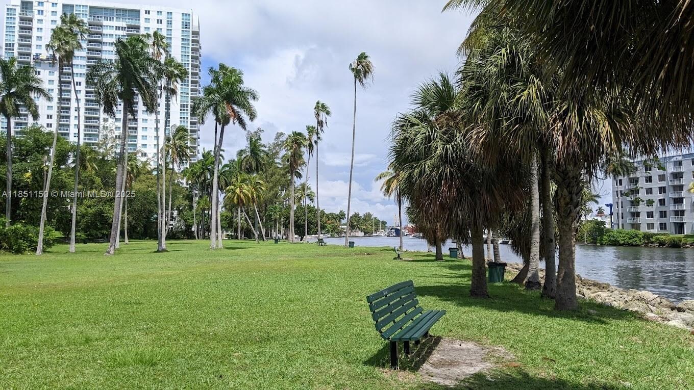 Building Photo - 1111 NW 19th Ave