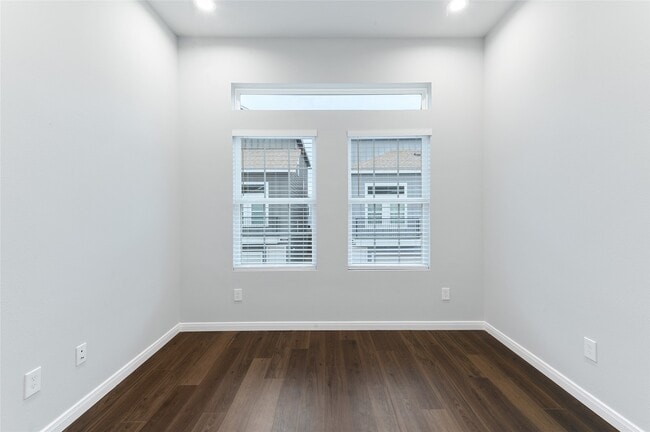 Building Photo - 4919 Paradigm Ln